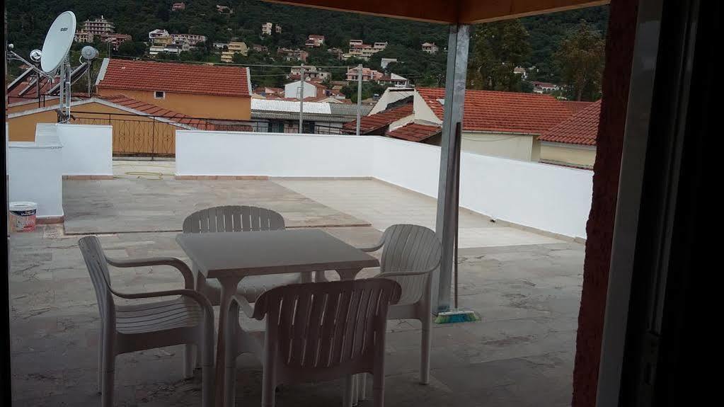 Marilena Apartments & Studios إيبسوس المظهر الخارجي الصورة